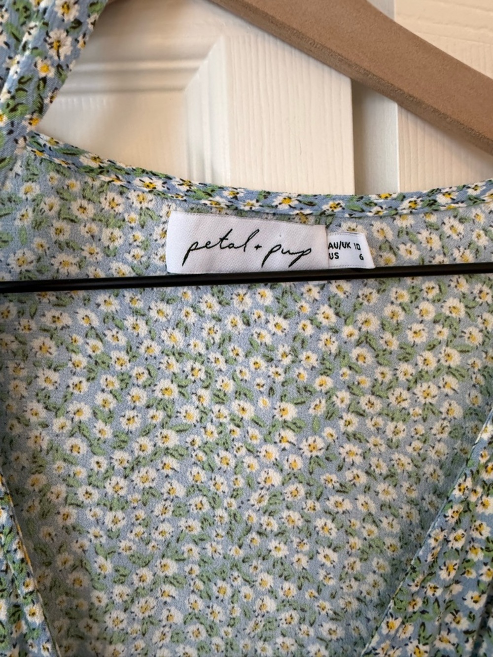 Petal & Pup - Issie Dress wrap floral midi dress - Picture 4 of 6